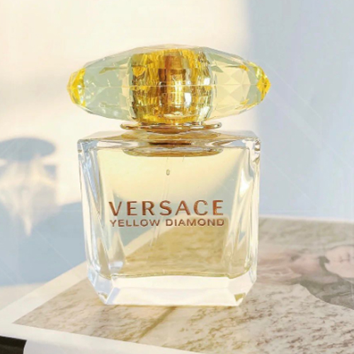 Versace Yellow Diamond Feminino Eau de Toilette